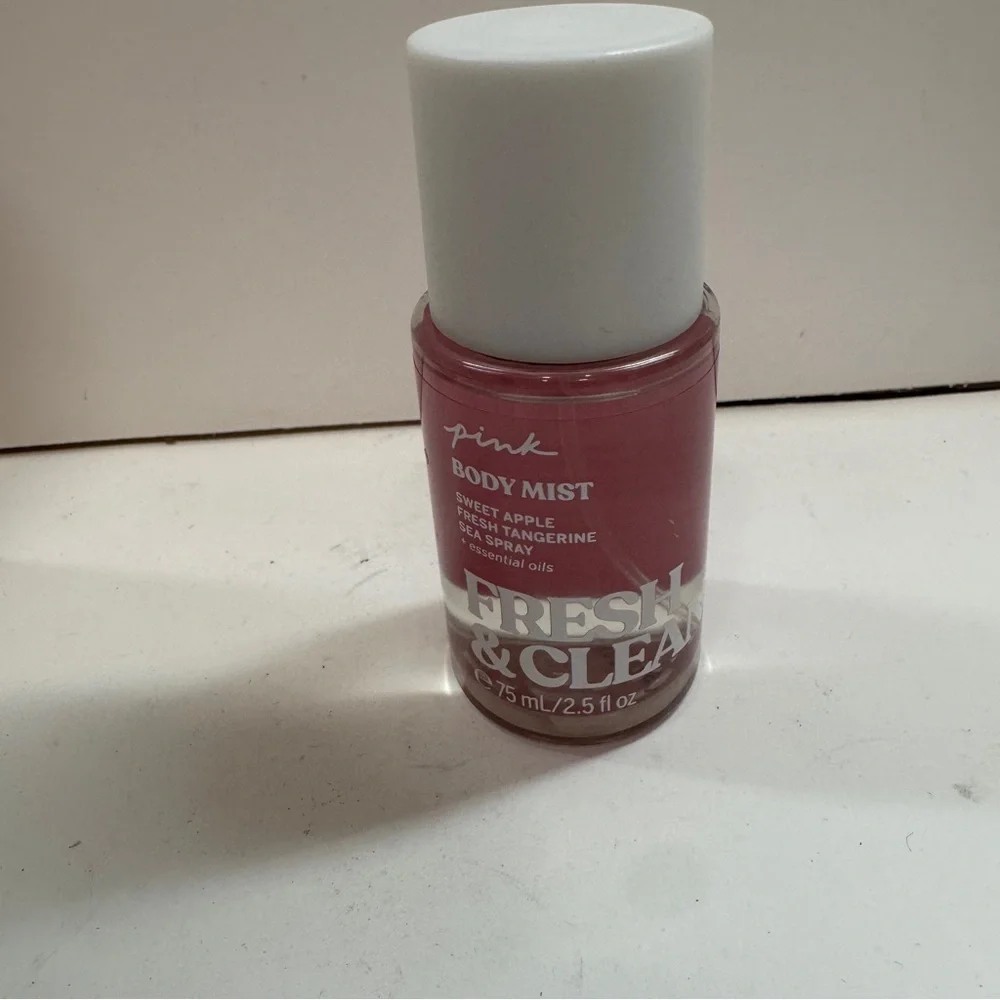 Pink Body Mist Sweet Apple Fresh Tangerine Fresh Clean 2.5 OZ